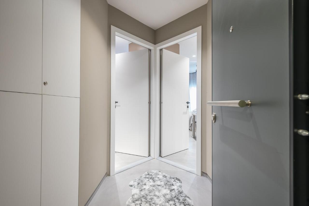 Ionia Luxury Suites B Atina Dış mekan fotoğraf